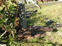 Farm trailer draw bar